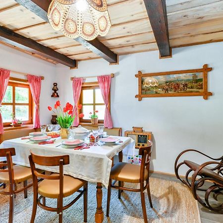 Pet Friendly Home In Varazdin Breg With Jacuzzi Екстериор снимка