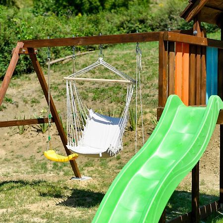 Pet Friendly Home In Varazdin Breg With Jacuzzi Екстериор снимка