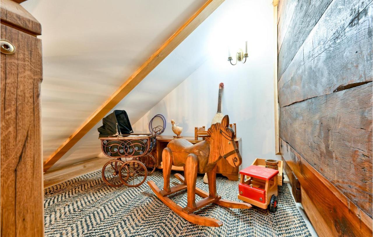Pet Friendly Home In Varazdin Breg With Jacuzzi Екстериор снимка