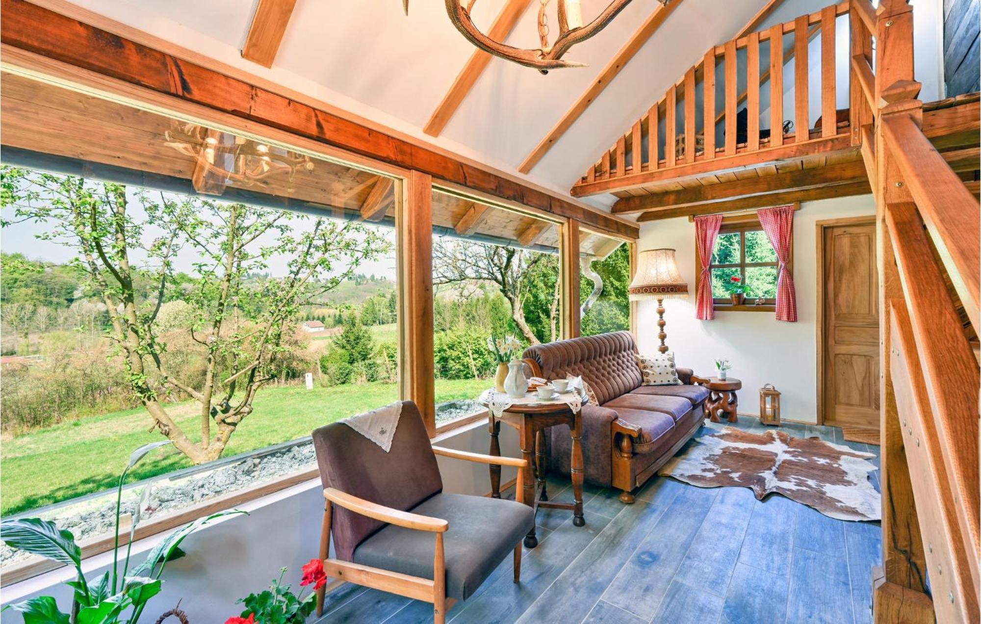 Pet Friendly Home In Varazdin Breg With Jacuzzi Екстериор снимка