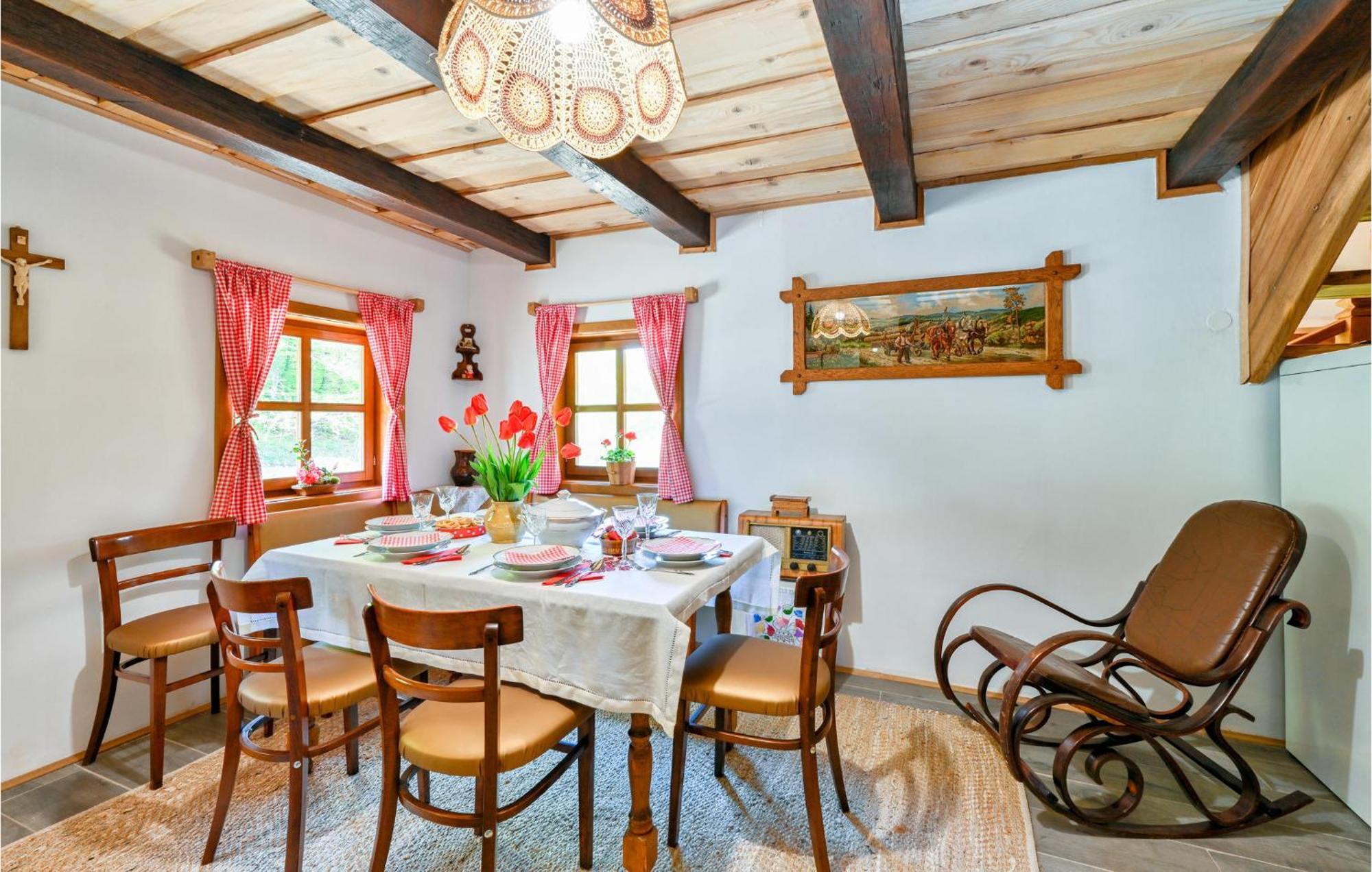 Pet Friendly Home In Varazdin Breg With Jacuzzi Екстериор снимка