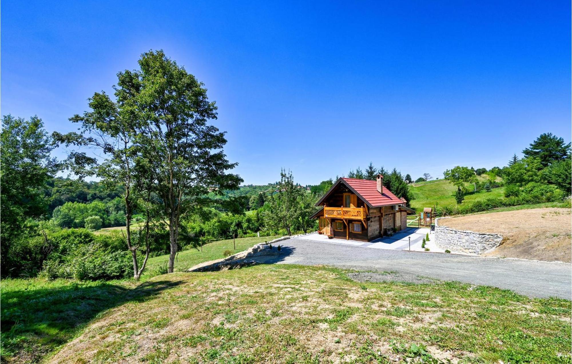 Pet Friendly Home In Varazdin Breg With Jacuzzi Екстериор снимка